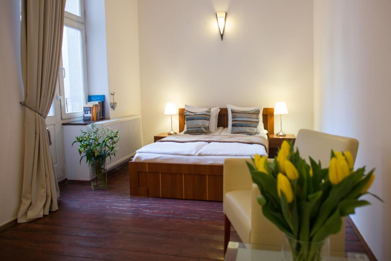Tango House Bed & Breakfast Krakow Exterior photo